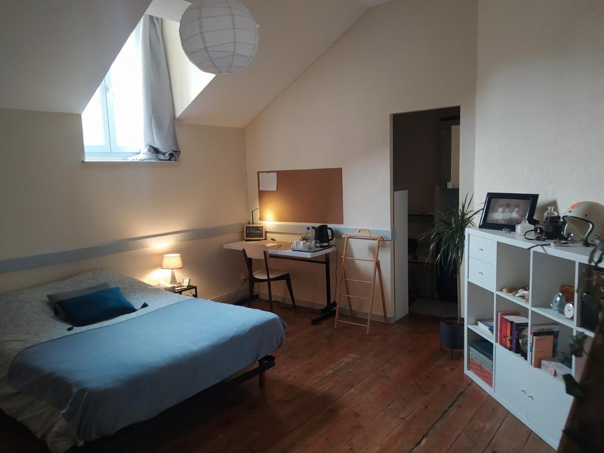 Chambre dans appartement de caractère Dole Extérieur photo